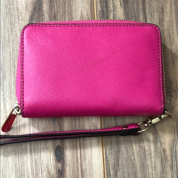 Michael Kors Wristlet - Picture 3 of 4